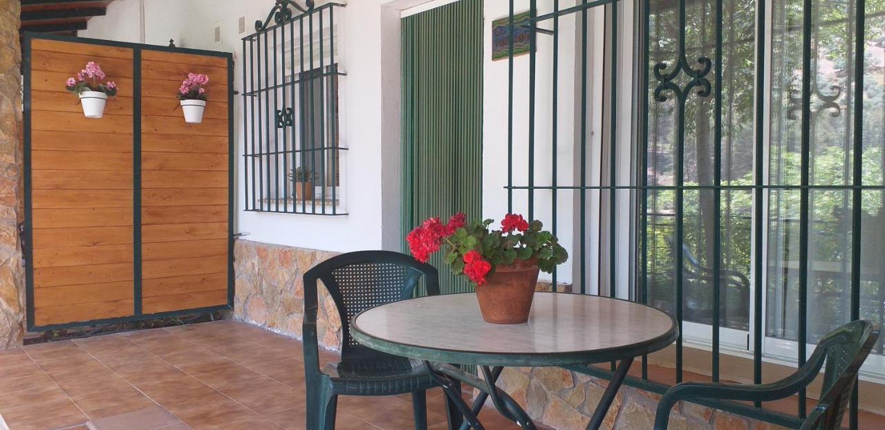 Cortijo El Cercadillo Guest House Bedmar y Garciez Exterior photo